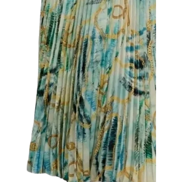 Guess By Marciano Blue Green Gold Chains Pleated Maxi Dress Size 0 new with Tags - Picture 7 of 7